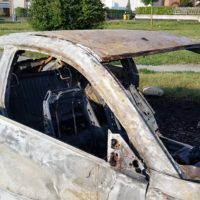 Borgaro: bruciata auto nella notte in via Bertino, “sembravano colpi di pistola”