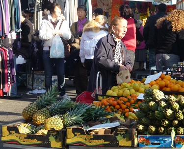 LA RIFLESSIONE – I mercati rionali, un traino economico per il commercio locale?