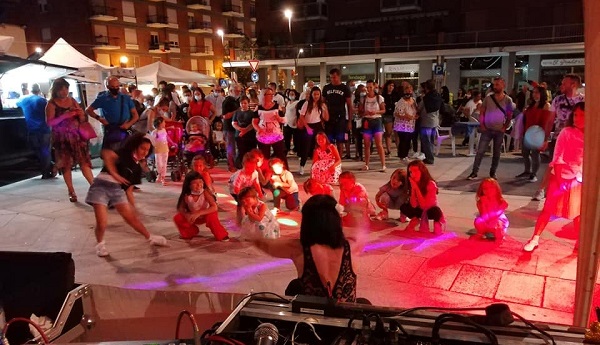 Borgaro: venerdì 17 settembre va in scena la Notte Bianca “Shopping, cibo e musica”