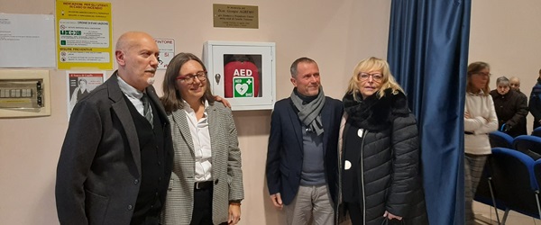 Caselle: un defibrillatore per la sala Cervi in memoria di Giorgio Aghemo